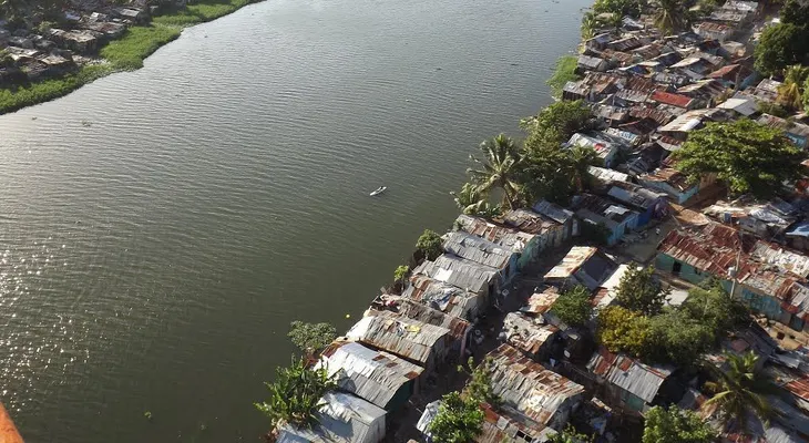 Codia pide al Gobierno suspender construcción de escuela cerca del Río Ozama