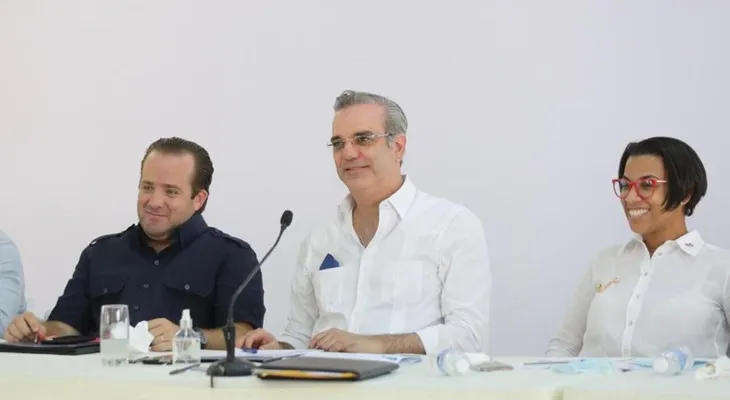 Presidente Abinader anuncia obras de desarrollo en Montecristi; inversiones son para salud y otras áreas