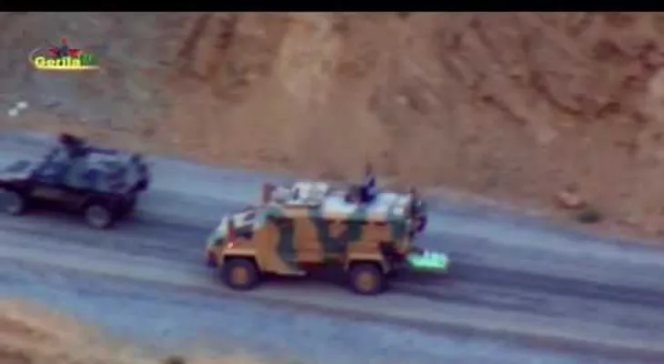 Militantes kurdos destruyen vehículo blindado de un convoy militar turco (VIDEO)