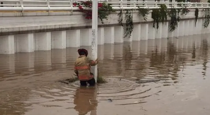 Aguaceros fuertes en las próximas 48 horas; aumentan a 23 comunidades aisladas y a 14 provincias en alertas