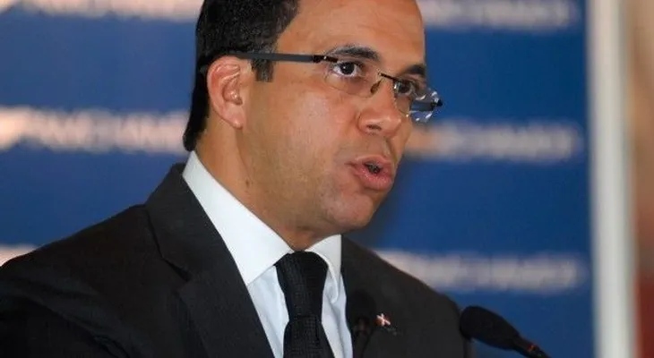 Canciller promueve alianza del Estado con sector privado