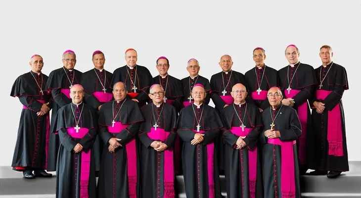 Episcopado recuerda que los cargos son para servir, y pide evitar el despilfarro en comicios