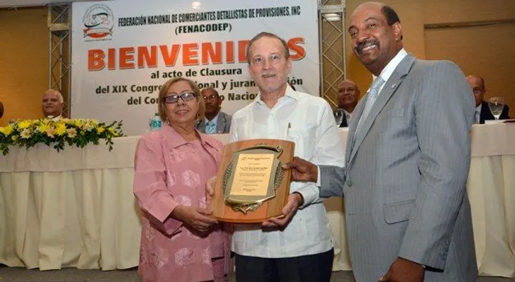 Fenacodep reconoce a ministro de Industria y Comercio por apoyo a sector