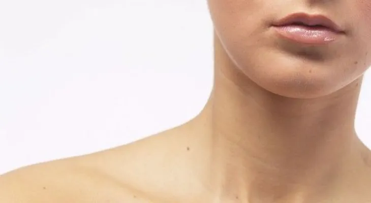 7 increíbles tips para lucir un cuello libre de arrugas