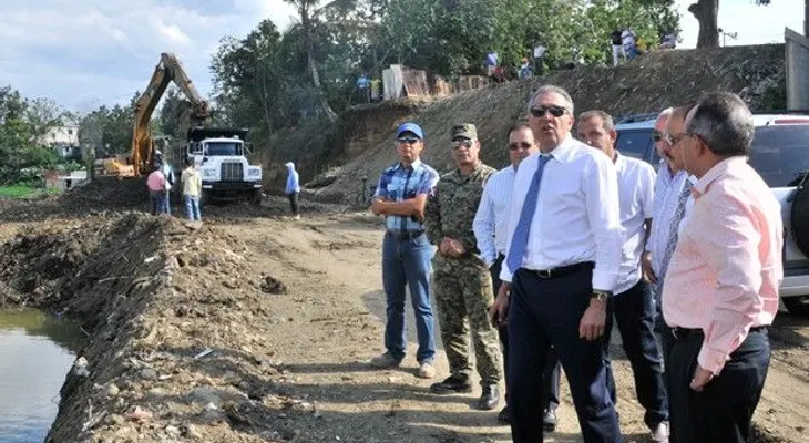 Peralta supervisa en el Riíto de La Vega