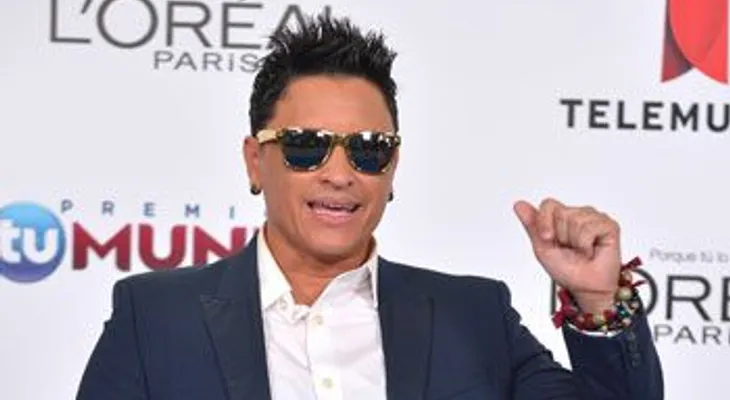 Elvis Crespo revela que es alcohólico