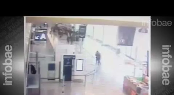 Terrorista musulmán ataca aeropuerto de París, pero termina fulminado (VIDEO)