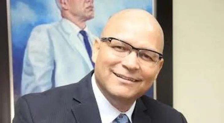 Gedeón Santos anuncia superó cáncer linfático