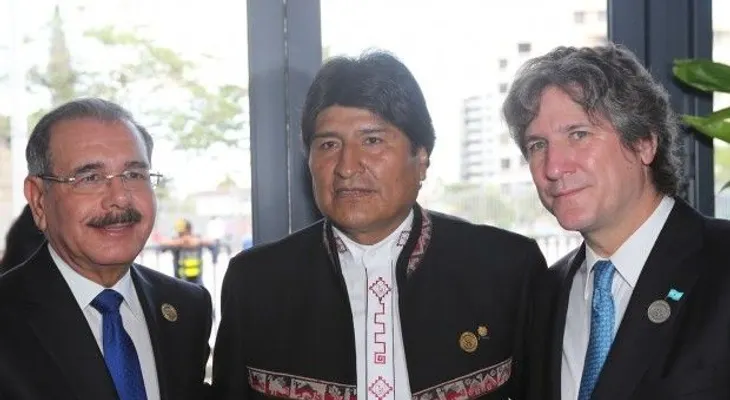 Danilo felicita a Evo Morales por su repostulación