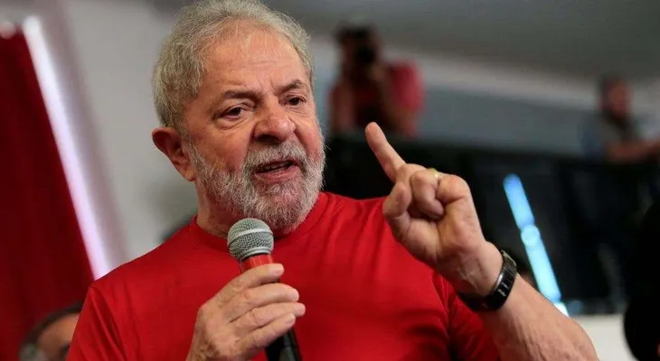 Un juez del Supremo brasileño anula todas las sentencias de cárcel contra Lula