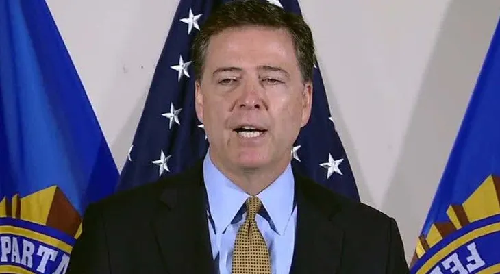 El director del FBI no recomienda presentar cargos contra Hillary Clinton por correos