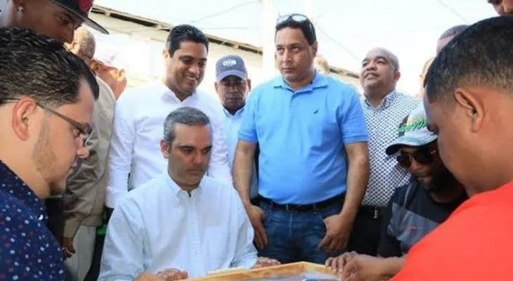 Abinader: "el cambio va porque el país no aguanta más"