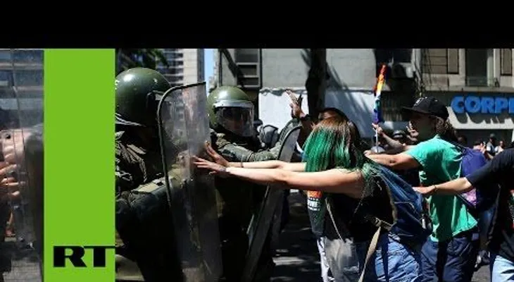 Decenas de detenidos durante la marcha de resistencia mapuche en Chile (VIDEO)