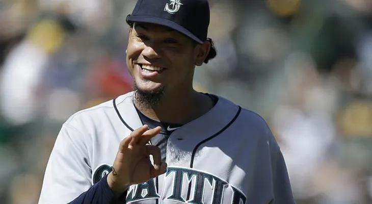 El Rey Félix llega a 14 victorias con Seattle 