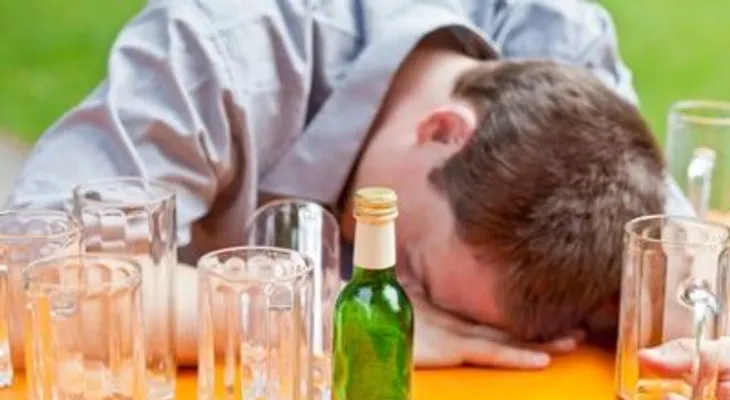  Escocia introducirá un precio mínimo para el alcohol para reducir el consumo 