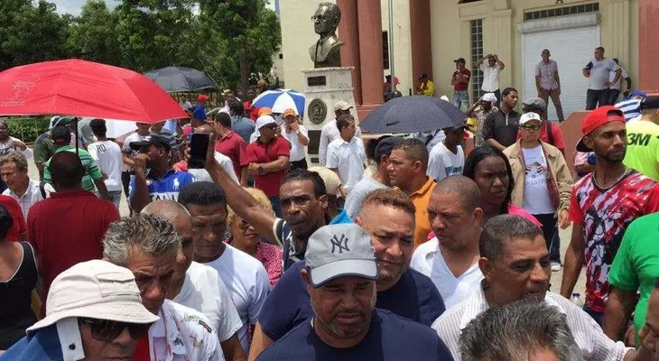 La familia Rosario se querellará contra abogados en la Fiscalía