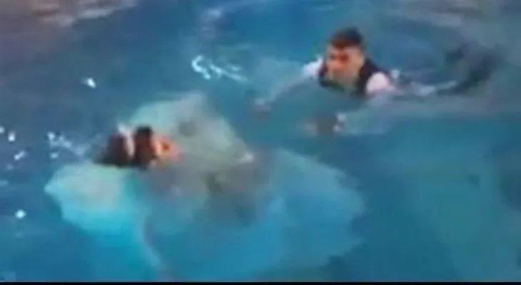 Una novia casi termina ahogada el día de su boda  (VIDEO)