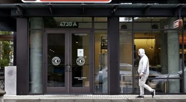Brote de E. coli relacionado con Chipotle se extiende