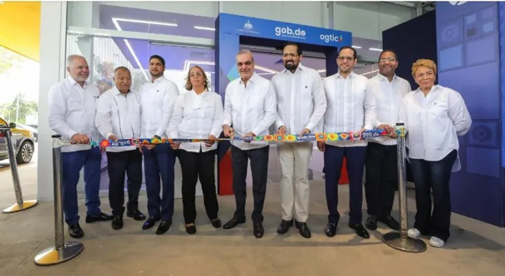 Presidente Abinader inaugura un nuevo Punto GOB en San Cristóbal