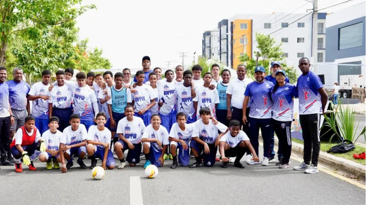 INEFI lleva jornada deportiva a Ciudad Juan Bosch