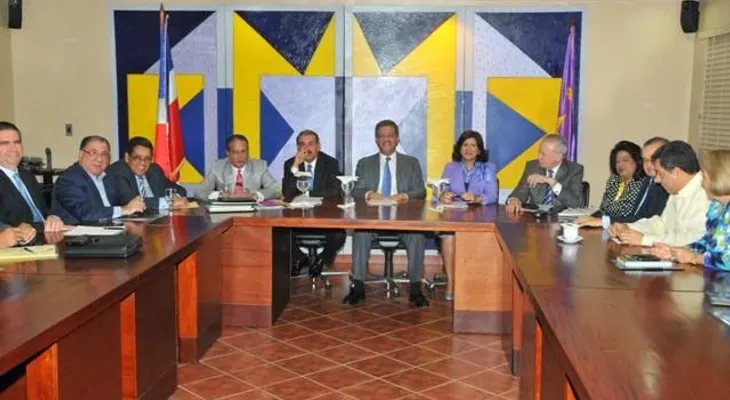 La corrupción debilita bases democráticas de República Dominicana, según organismo internacional 