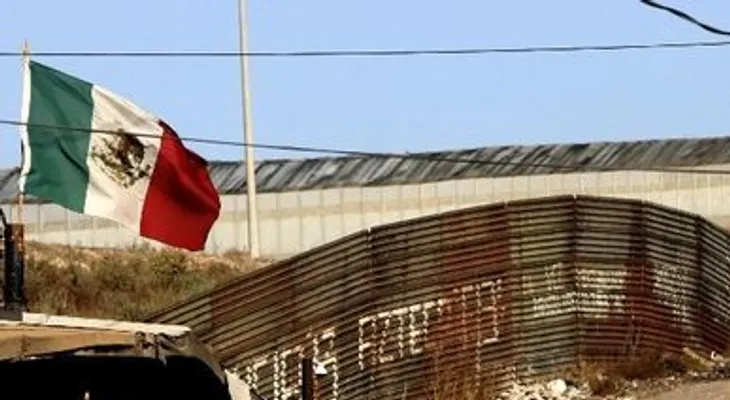 México dice que no pagará "bajo ninguna circunstancia" el muro de Trump