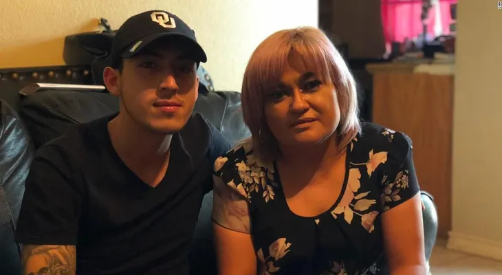 "Es un milagro que esté viva"; dice familia de una mujer que escapó del agente fronterizo que ha confesado 4 asesinatos