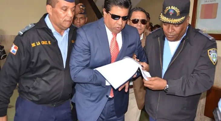 Jorge Elías pide otra vez le revoquen impedimento de salida