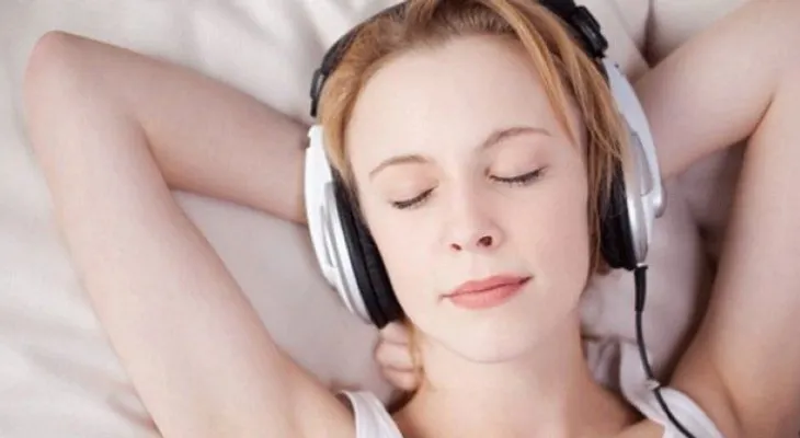 ¿Insomnio? Tu música preferida es la mejor solución