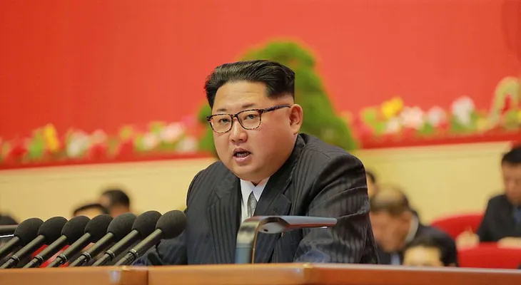 Corea del Norte advierte que usará sus armas nucleares si es amenazada