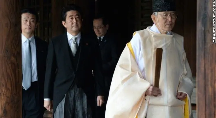 Disputa diplomática entre China y Japón, con aparición especial de Lord Voldemort