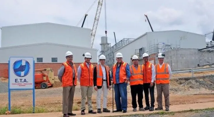 Isa Conde visita proyecto de Ciclo Combinado en Los Mina
