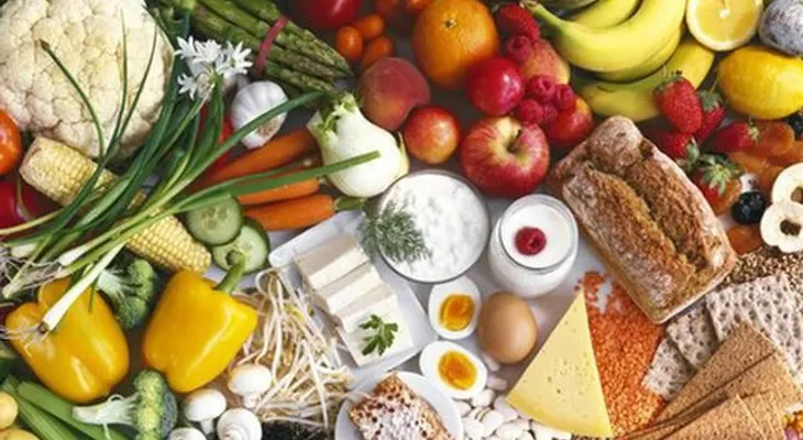 ¿Cuántas frutas y vegetales hay que comer al día?