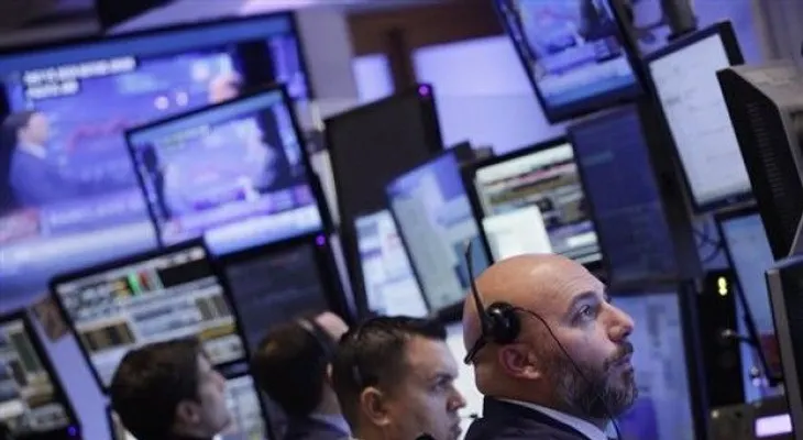 Wall Street cierra a la alza este jueves