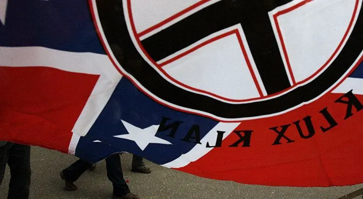 EE.UU.: Muere el líder del Ku Klux Klan en Georgia tras un enfrentamiento de 8 horas con la policía