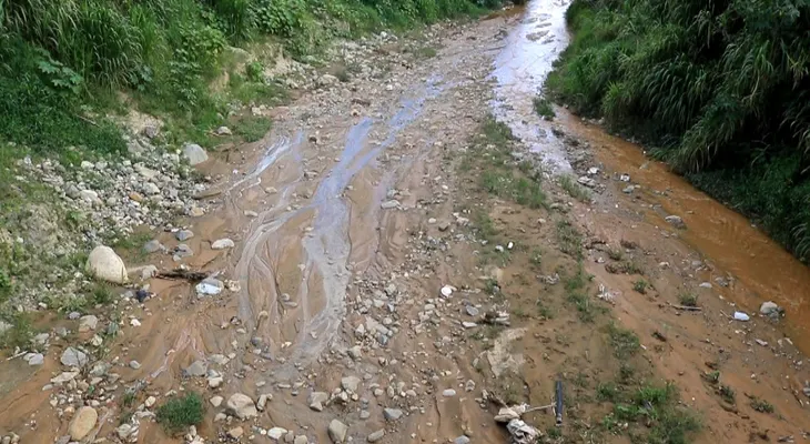 Comunitarios marchan en demanda de rescate Río Tireo