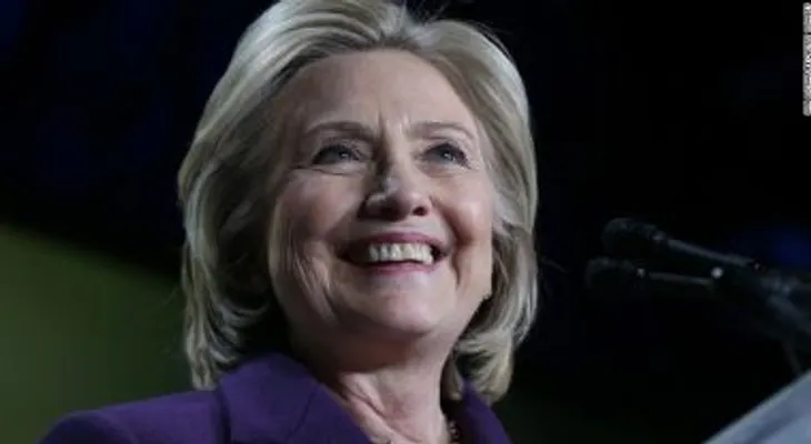 "Estoy cansada de que Sanders mienta sobre mi", dice Hillary Clinton