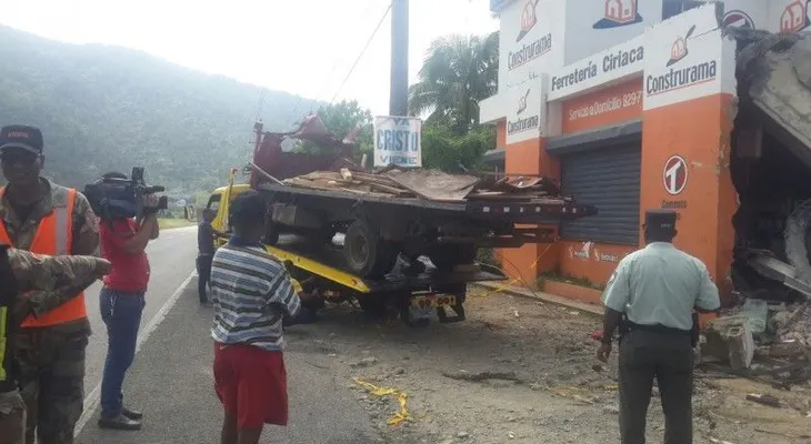 Tres menores mueren en accidente de Villa Altagracia