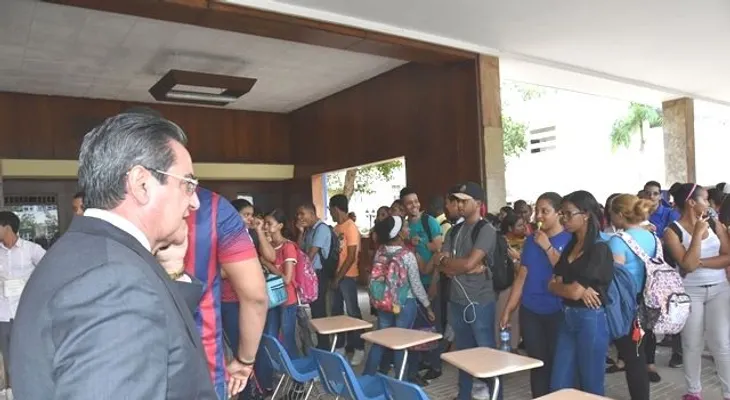 Finalizan elecciones estudiantiles de la UASD