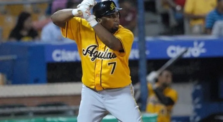 Águilas Cibaeñas despiden a Héctor Luna y otros siete jugadores 