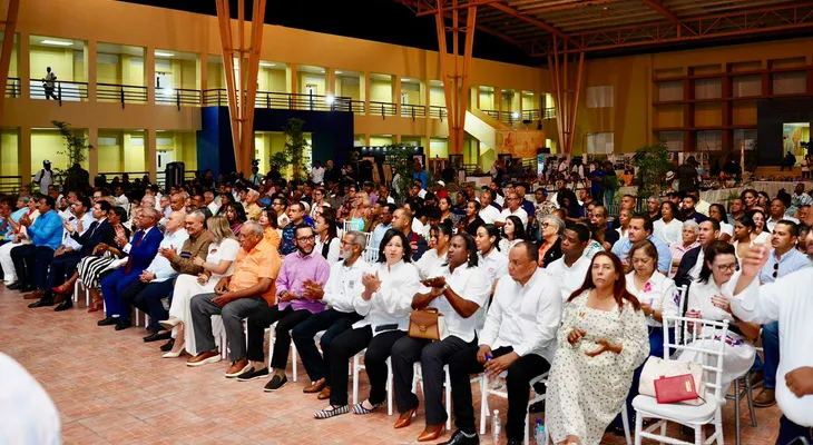Roberto Ángel Salcedo inaugura Este Festival 2026 en Higüey