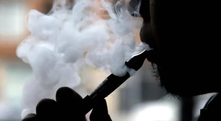 La Organización Mundial de la Salud pide a países regular cigarrillo electrónico 