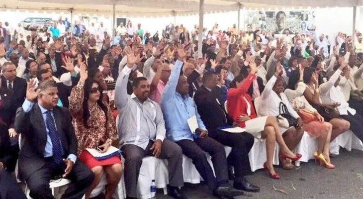 Miguel Vargas dice reunión trazó ruta al poder