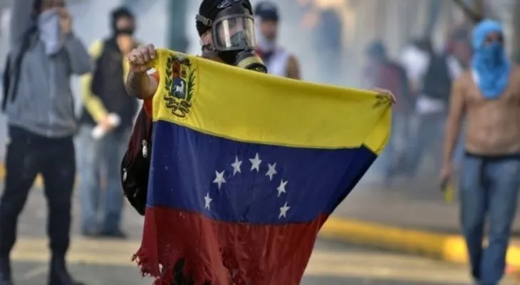Suman 5 los muertos en protestas en Venezuela