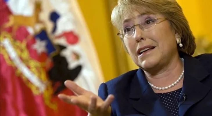 Aprobación a Bachelet en 26 por ciento, la más baja de sus dos mandatos 