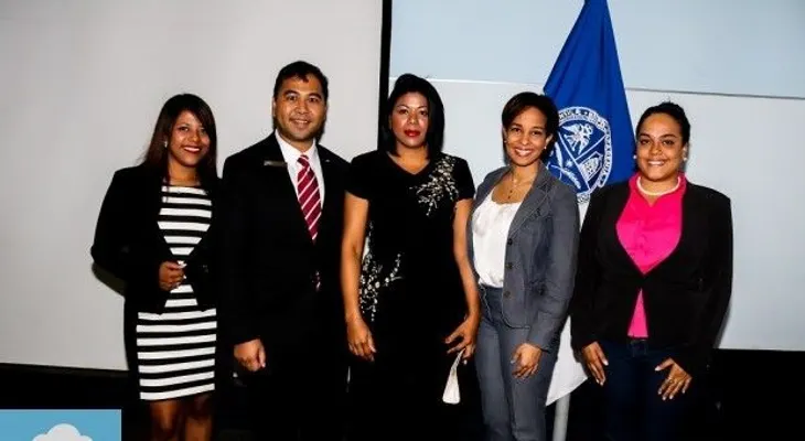 JCI RD presenta a Argenis Angulo con su conferencia "Súbete en esa Nube"