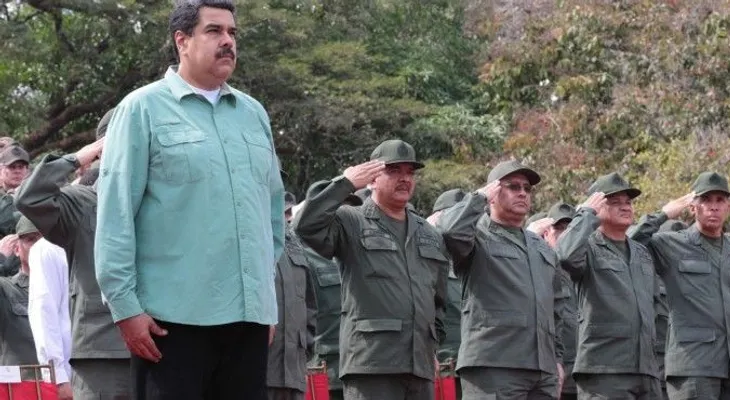 Una oposición golpeada intentará en 2017 reavivar presión por salida de Maduro