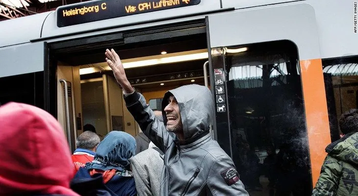 La policía danesa no detendrá a los migrantes que se dirigen a Suecia