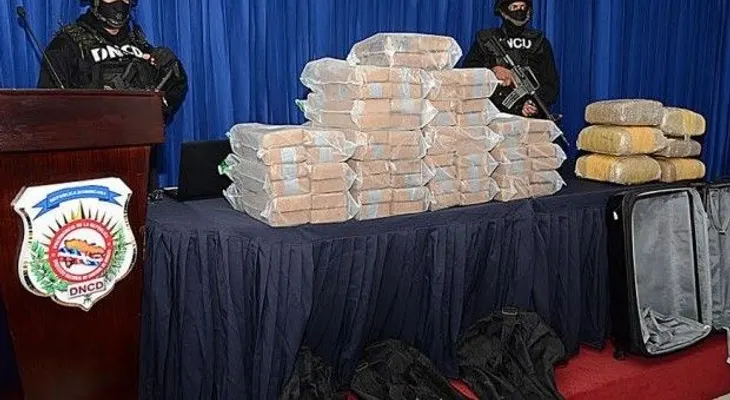 Decomisan 100 paquetes de droga en Puerto Caucedo