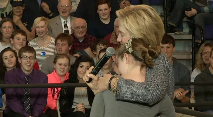 Esta fue la pregunta de una niña de 10 años que conmovió a Clinton